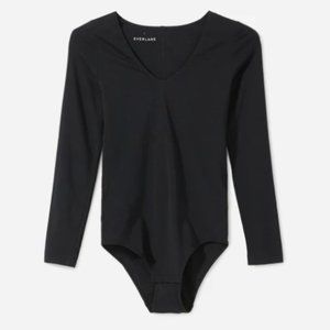 Long Sleeve V-Neck Bodysuit Small